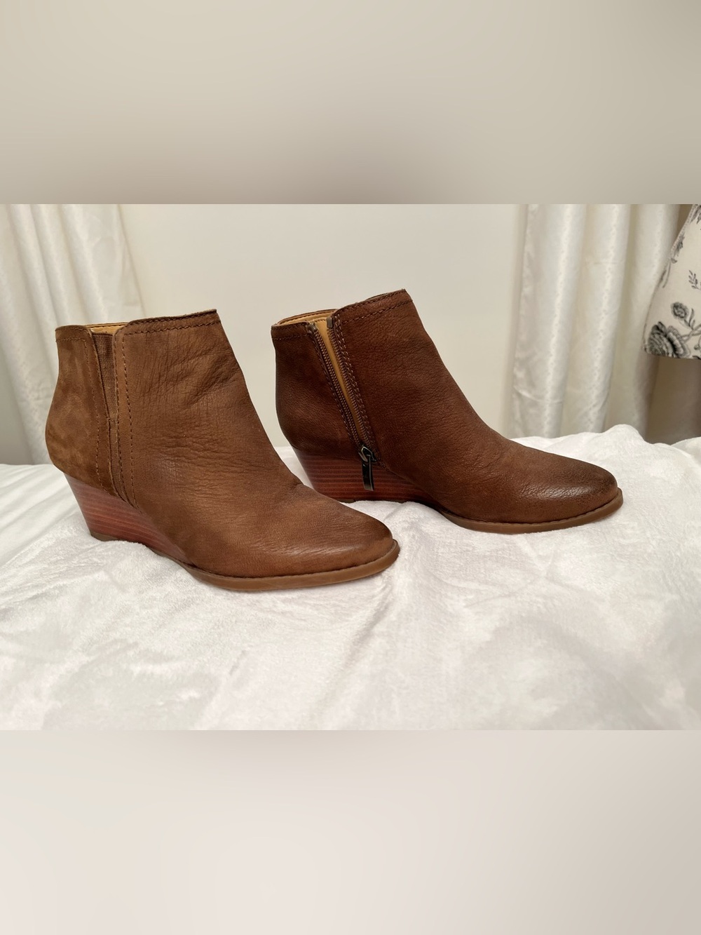Franco Sarto Women’s Brown Leather Wedge Ankle Boots Sz 5.5